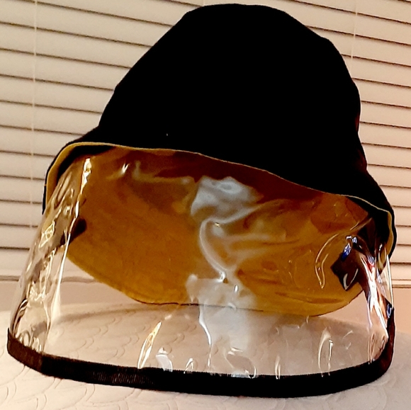 Rain hat with detachable face shield - Picture 1 of 2